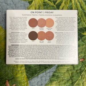 NEW on point Friday eye shadow palette